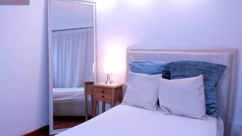 Zoes online show from January 28, 10:56 am