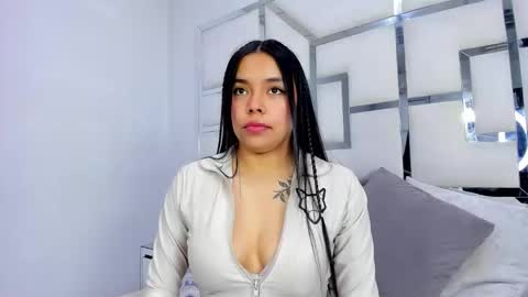 Snapshot of zoeswanx chatting on October 25, 11:40 am ZoeSwam online show from October 25, 11:40 am