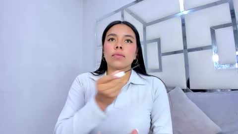 Snapshot of zoeswanx chatting on November 1, 11:34 am ZoeSwam online show from November 1, 11:34 am