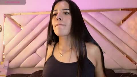 Zoe online show from April 22, 1:12 pm