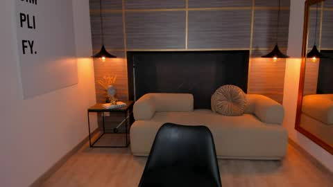 ZOE online show from April 21, 12:11 pm