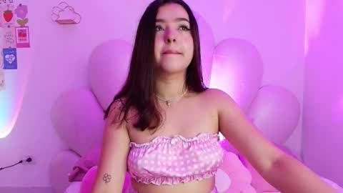 Snapshot of zoewillian chatting on September 19, 9:48 pm zoewillian online show from September 19, 9:48 pm