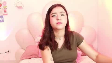 Snapshot of zoewillian chatting on September 24, 2:59 am zoewillian online show from September 24, 2:59 am