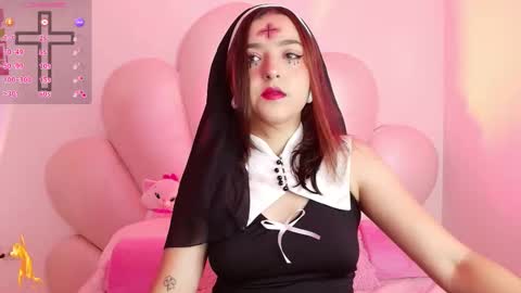 Snapshot of zoewillian chatting on November 1, 12:01 am zoewillian online show from November 1, 12:01 am