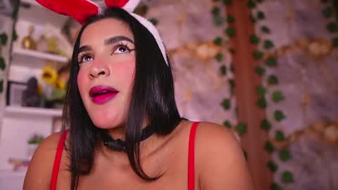 zoey fox  online show from April 4, 2:10 am