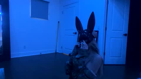 zoeycoxxx online show from April 4, 1:41 pm