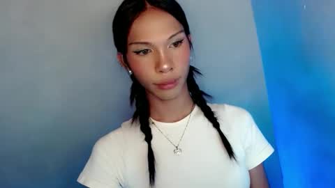 Snapshot of zoeygorgeous19 chatting on May 13, 8:49 pm zoey online show from May 13, 8:49 pm