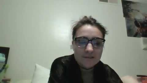 zoeylove588707 online show from June 2, 9:22 am
