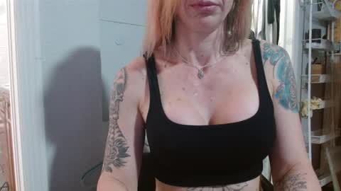 Zoey Portland online show from March 29, 2:11 am