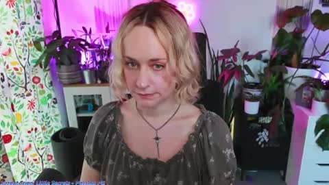 Zoey Ryan online show from January 13, 7:19 pm