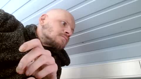 Snapshot of zolexthomas chatting on January 9, 12:30 pm zolexthomas online show from January 9, 12:30 pm