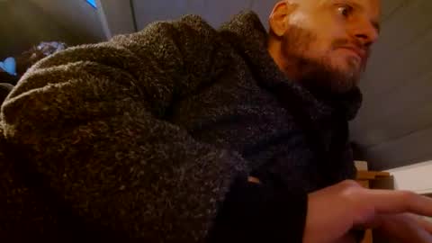 Snapshot of zolexthomas chatting on January 14, 4:08 pm zolexthomas online show from January 14, 4:08 pm