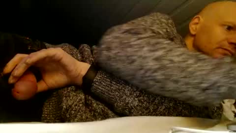 Snapshot of zolexthomas chatting on February 17, 5:21 pm zolexthomas online show from February 17, 5:21 pm