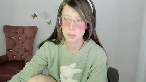 Alicie online show from December 4, 8:34 am