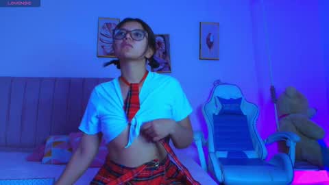 Zoe online show from March 4, 12:11 pm