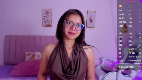 Zoe online show from April 2, 12:03 pm