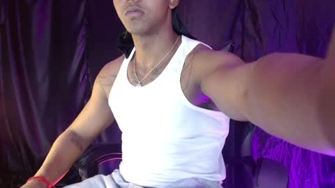 Zoriel online show from May 9, 6:46 pm