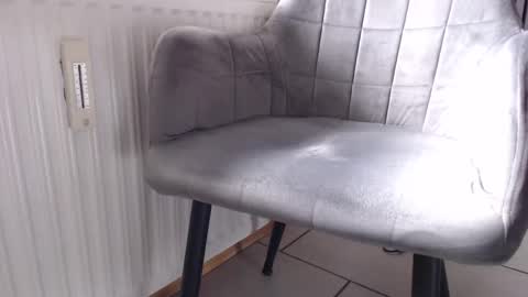 Snapshot of zottl89 chatting on March 11, 7:48 am zottl89 online show from March 11, 7:48 am