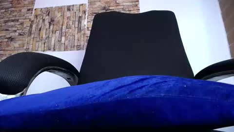 zousxxx online show from February 4, 6:36 pm