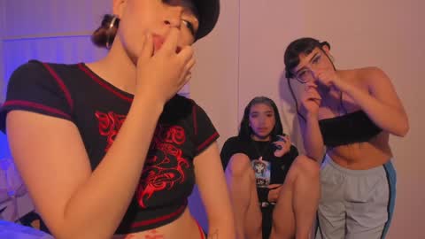 cintya kors online show from December 11, 6:14 am