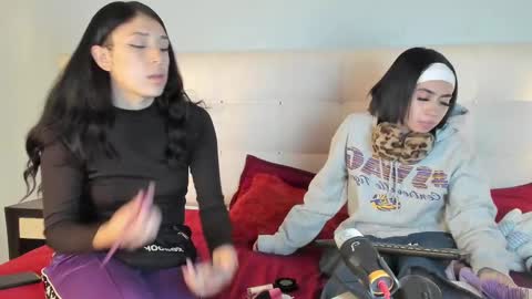 cintya kors online show from March 12, 3:57 am