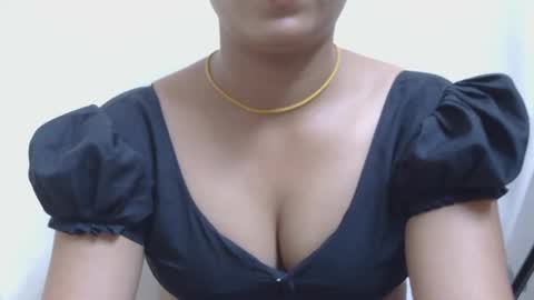 Zoya online show from March 28, 7:02 pm