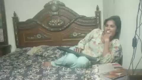 Snapshot of zoyakhan803 chatting on September 10, 11:49 pm zoyakhan803 online show from September 10, 11:49 pm