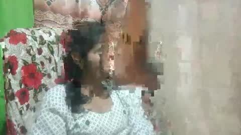 Snapshot of zoyakhan803 chatting on October 28, 8:00 pm zoyakhan803 online show from October 28, 8:00 pm