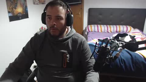 Snapshot of zuheyla26 chatting on December 3, 1:52 am Zuheyla online show from December 3, 1:52 am