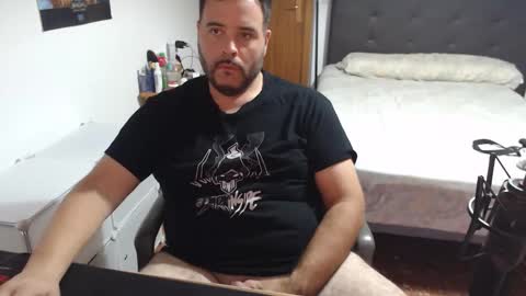 Snapshot of zuheyla26 chatting on October 14, 5:25 pm Zuheyla online show from October 14, 5:25 pm