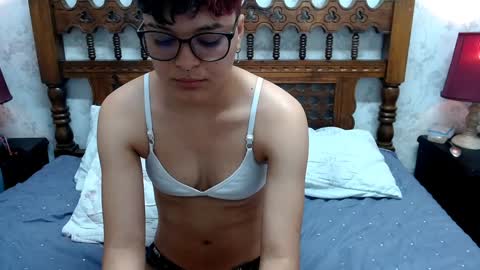 Suki online show from February 1, 9:21 am