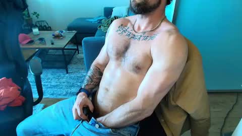 Snapshot of zuko_zen69 chatting on March 26, 11:54 pm Zuko online show from March 26, 11:54 pm
