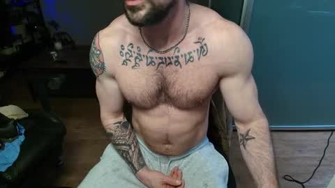 Snapshot of zuko_zen69 chatting on April 1, 12:39 pm Zuko online show from April 1, 12:39 pm