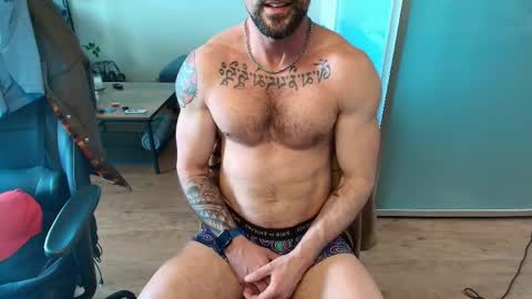 Snapshot of zuko_zen69 chatting on April 7, 12:00 am Zuko online show from April 7, 12:00 am