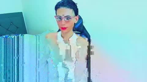 zulramth online show from June 8, 4:07 pm