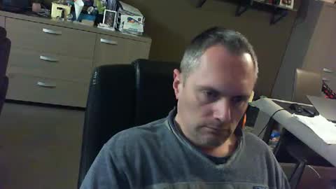 Snapshot of zultem chatting on January 3, 4:44 am zultem online show from January 3, 4:44 am