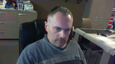 Snapshot of zultem chatting on February 24, 5:00 am zultem online show from February 24, 5:00 am