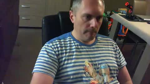 Snapshot of zultem chatting on October 8, 3:59 am zultem online show from October 8, 3:59 am