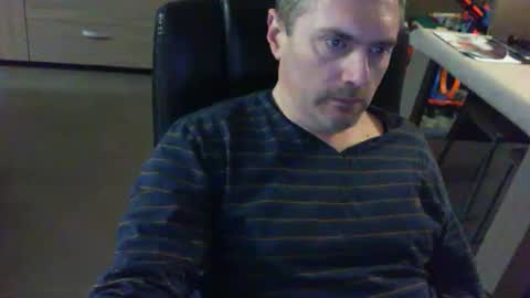 Snapshot of zultem chatting on November 19, 4:45 am zultem online show from November 19, 4:45 am