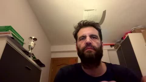 Snapshot of zurdineno chatting on June 13, 1:47 am zurdineno online show from June 13, 1:47 am