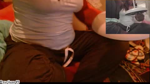 Snapshot of zuriluxe45 chatting on October 13, 6:46 am zuriluxe45 online show from October 13, 6:46 am