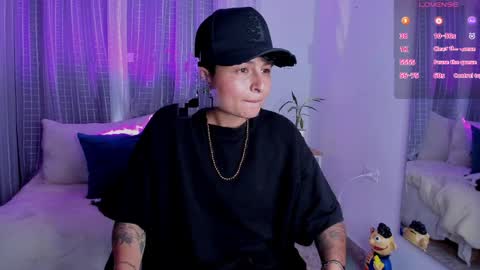 Zury Ramirez online show from April 1, 10:51 pm