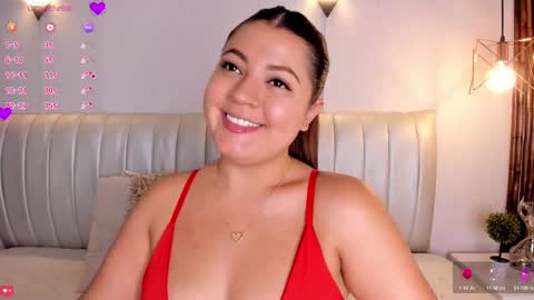 Snapshot of zuzu_sweet chatting on September 25, 7:06 pm Zara online show from September 25, 7:06 pm