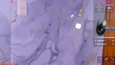 Snapshot of zyle_boobs_ chatting on September 12, 11:43 am ZYLE online show from September 12, 11:43 am