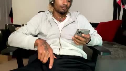 mixedtwinklol online show from November 11, 9:31 am