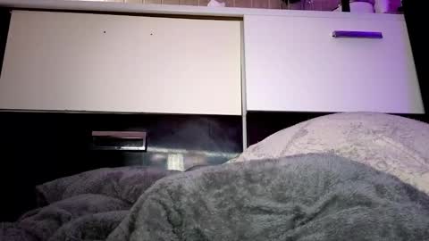 Snapshot of zzarraaa chatting on November 10, 6:18 pm zzarraaa online show from November 10, 6:18 pm