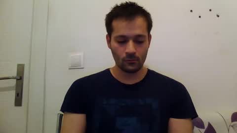 zzzzzzz41 online show from December 5, 4:34 pm