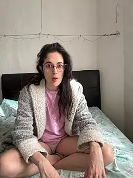 Lunaabbey online show from March 29, 8:03 am