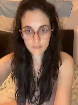 Snapshot of Lunaabbey chatting on June 19, 8:45 pm Lunaabbey online show from June 19, 8:45 pm