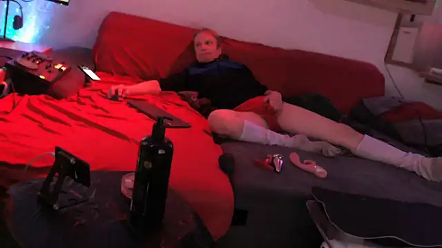 davidgntxxxxx online show from December 4, 7:11 pm